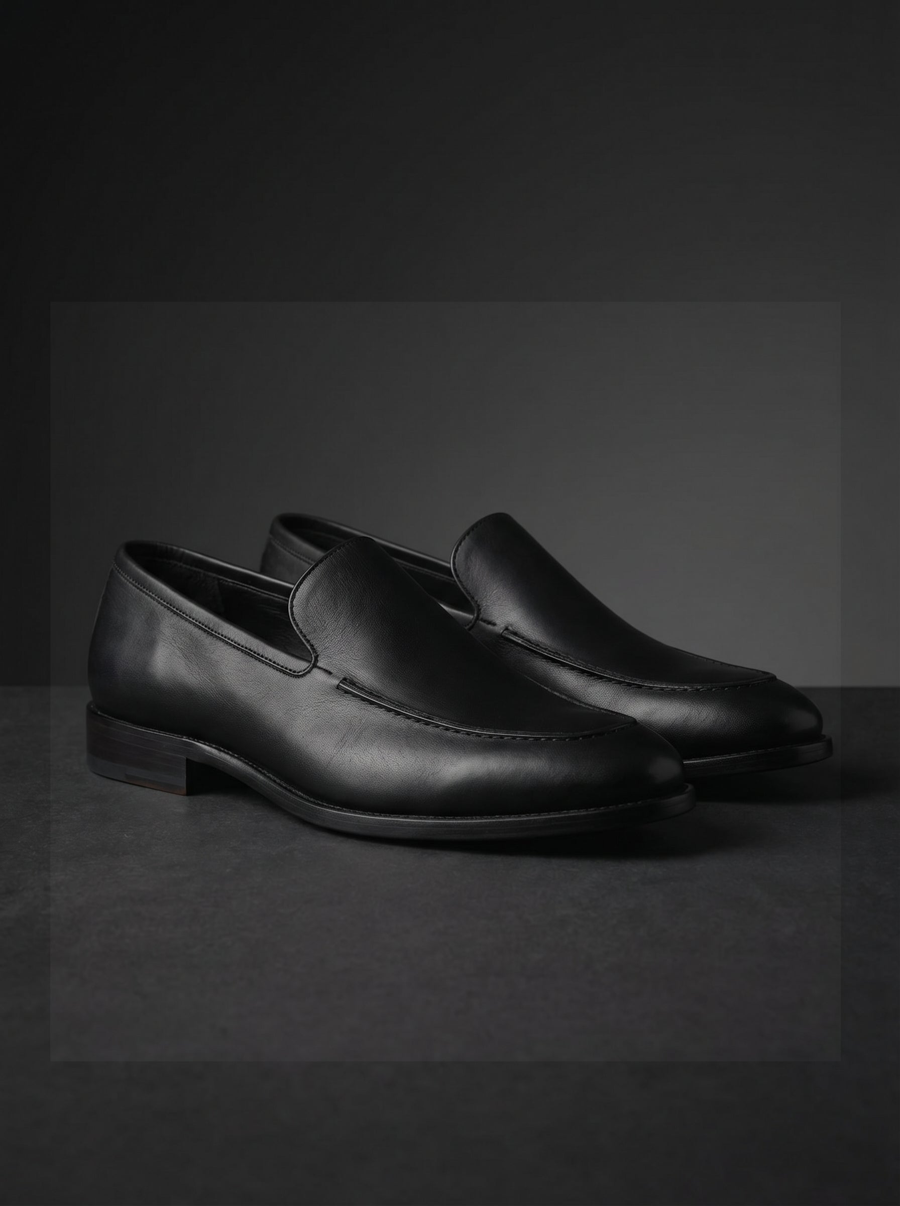 Ultra-realistic_luxury_product_202604110137.jpg